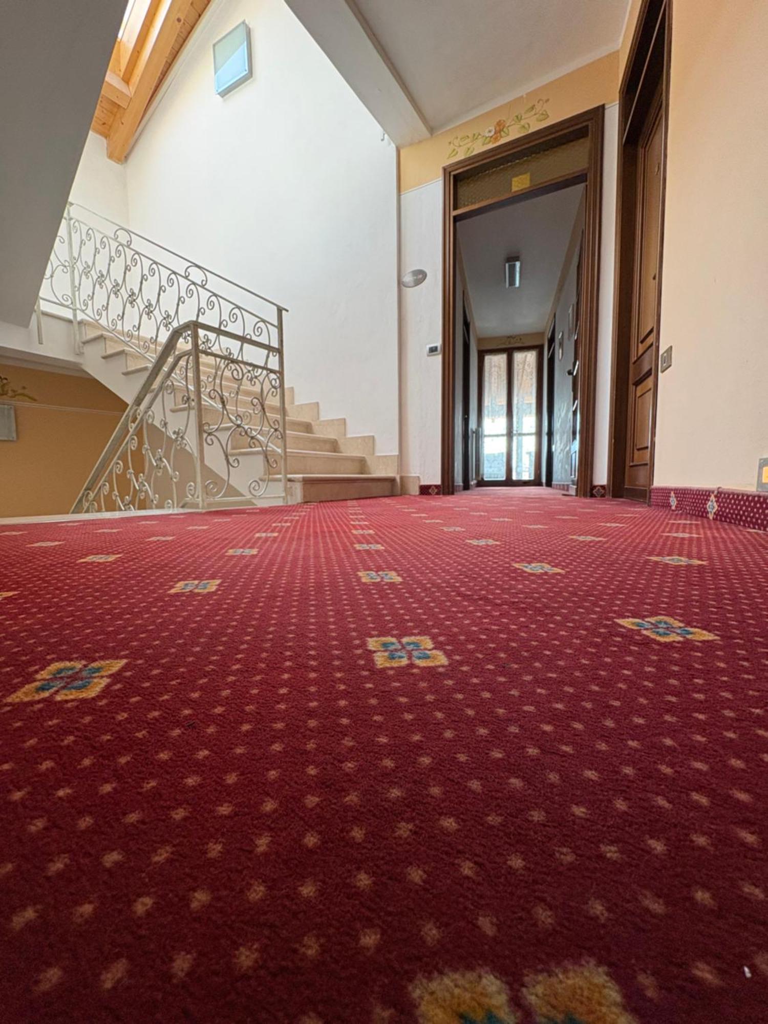 Garni Hotel Tignale Εξωτερικό φωτογραφία