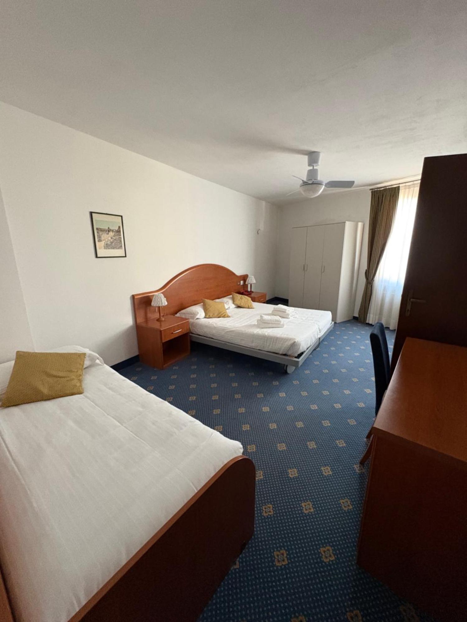 Garni Hotel Tignale Εξωτερικό φωτογραφία