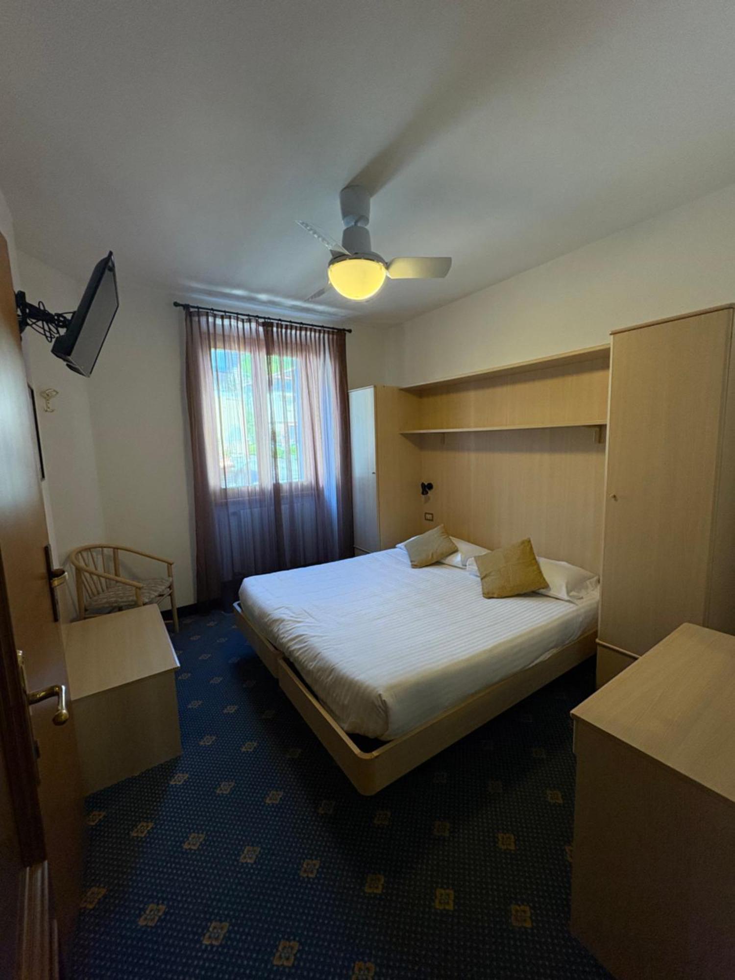 Garni Hotel Tignale Εξωτερικό φωτογραφία