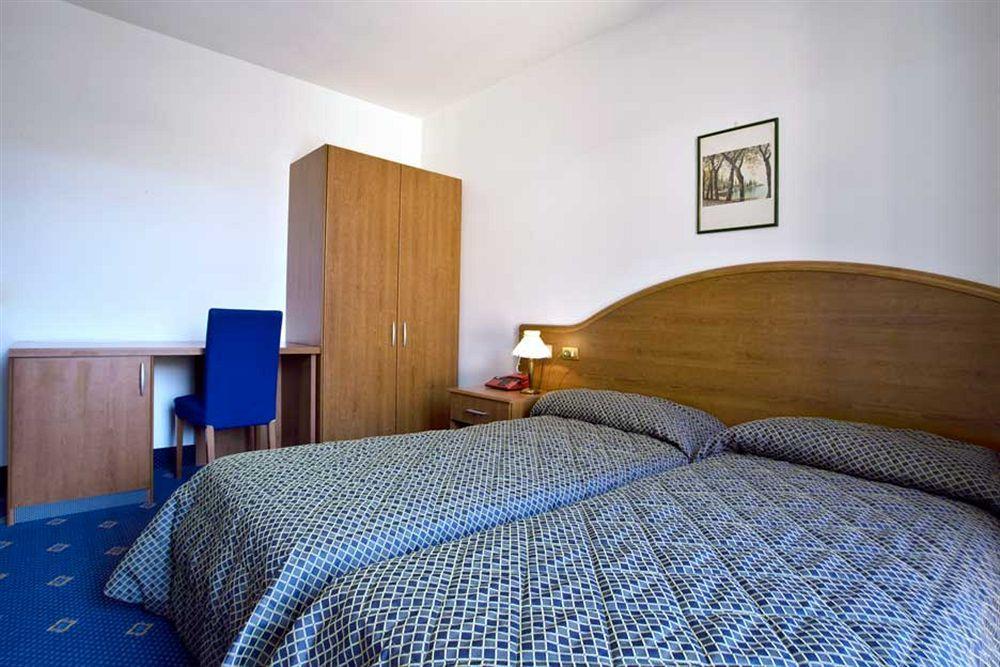 Garni Hotel Tignale Εξωτερικό φωτογραφία