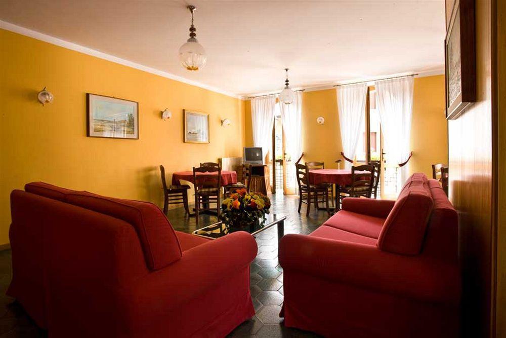 Garni Hotel Tignale Εξωτερικό φωτογραφία